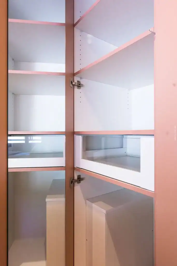 Armoire de la chambre Cerisier au Clos Sainte Geneviève