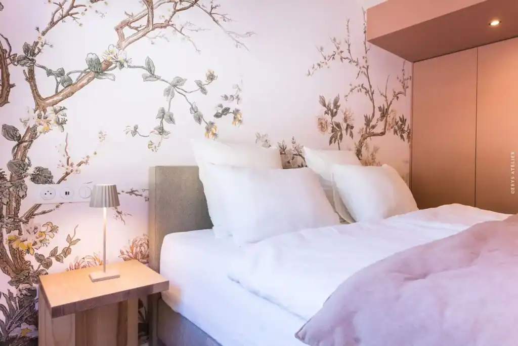 Chambre Cerisier Double lit âîer peint motif floral Cerisier