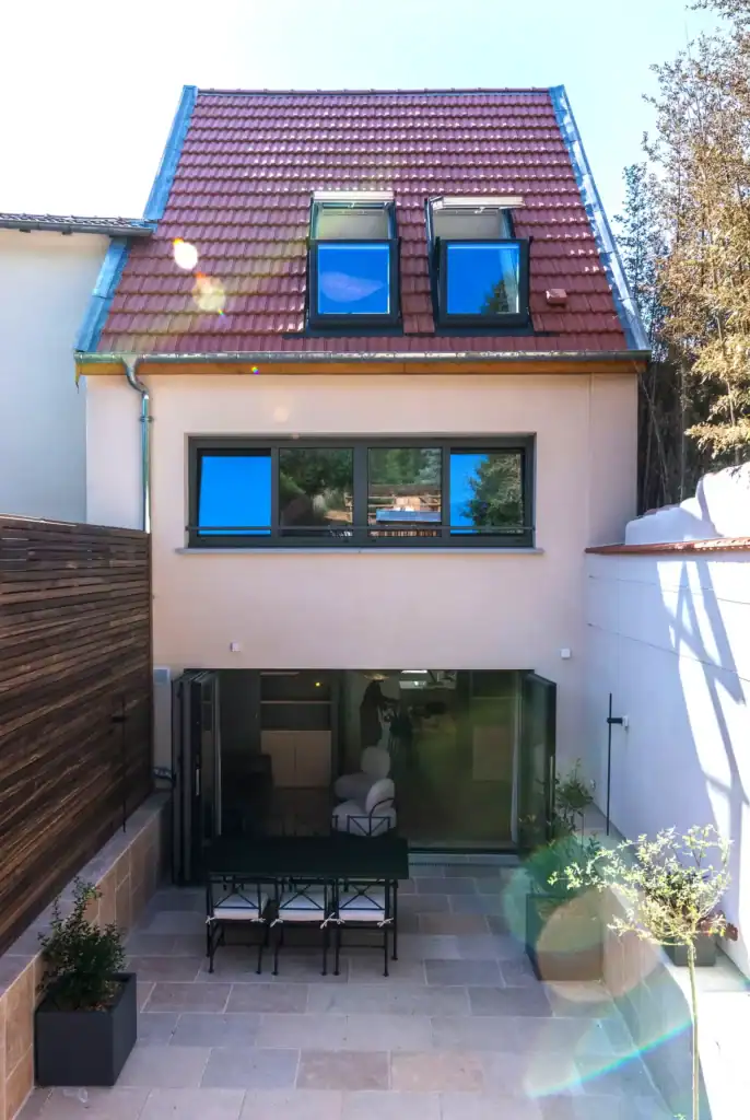 façade arrière du clos sainte geneviève